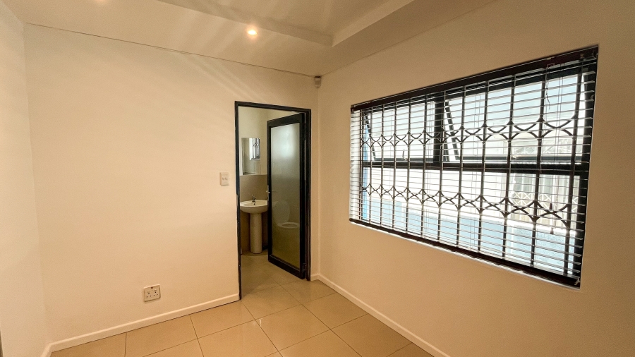1 Bedroom Property for Sale in Salt River Western Cape
